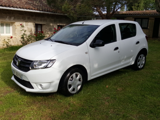 Vends Dacia Sandero GPL 1er main très bon état  acheter vendre